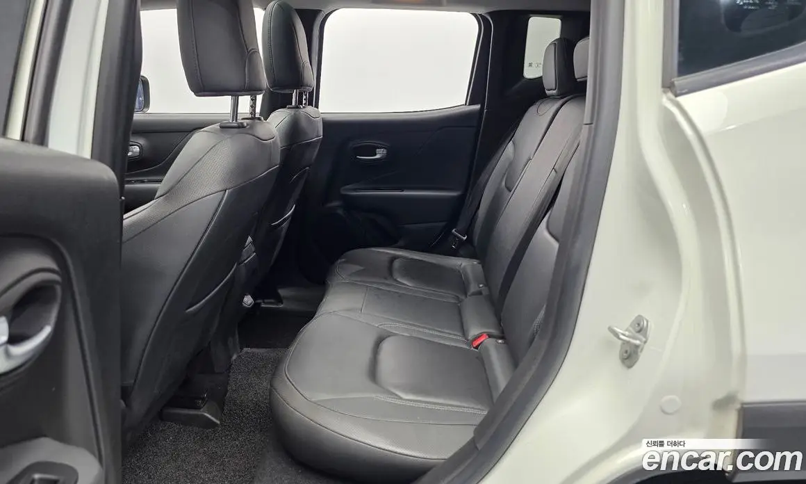 Jeep Renegade 2020 1.6 автомат (гидро), фото 16 Jeep Renegade 2020 1.6 автомат (гидро), фото 16