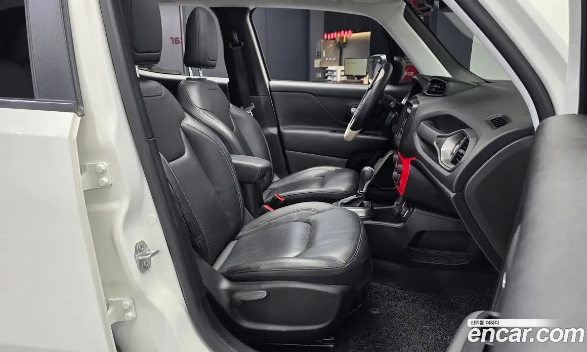 Jeep Renegade 2020 1.6 автомат (гидро), фото 17 Jeep Renegade 2020 1.6 автомат (гидро), фото 17