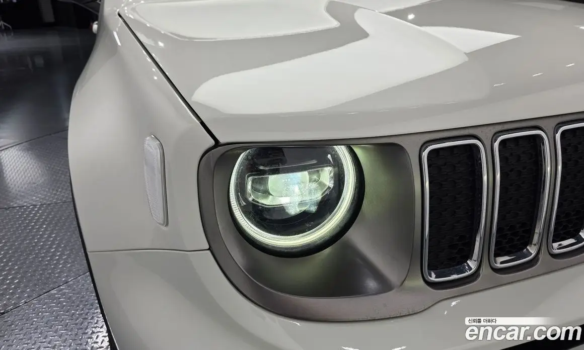Jeep Renegade 2020 1.6 автомат (гидро), фото 8 Jeep Renegade 2020 1.6 автомат (гидро), фото 8