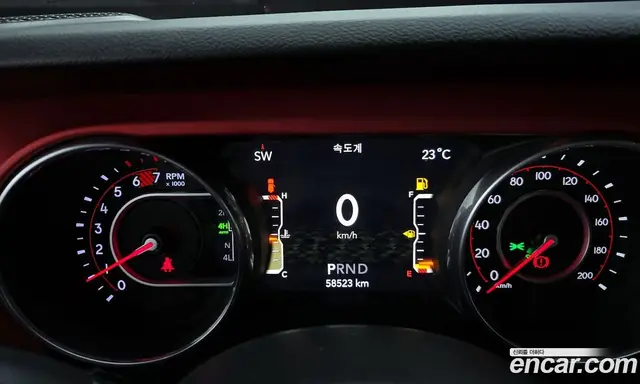 Jeep Wrangler 2018 2.0 автомат (гидро), миниатюра 11 Jeep Wrangler 2018 2.0 автомат (гидро), миниатюра 11