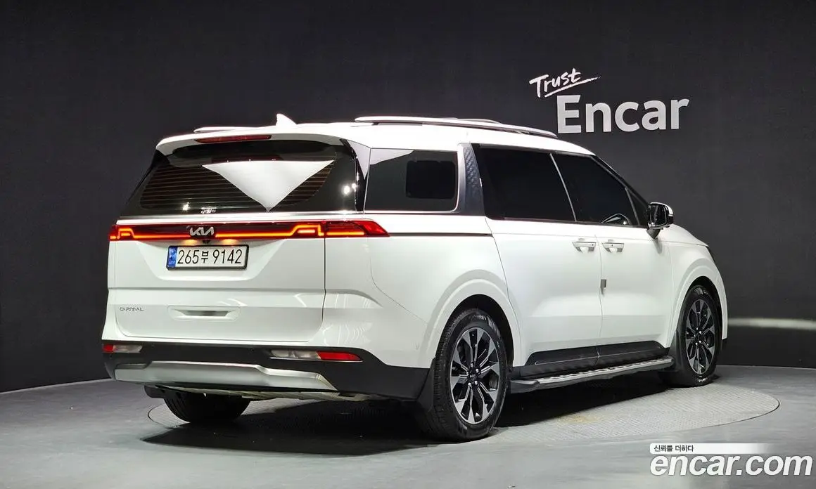 Kia Carnival 2023 3.5 автомат (гидро), фото 2 Kia Carnival 2023 3.5 автомат (гидро), фото 2