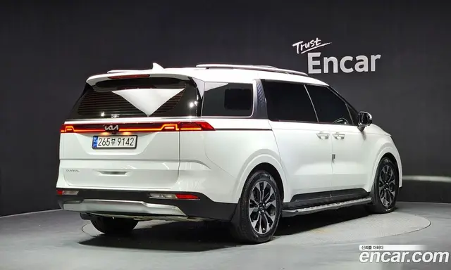 Kia Carnival 2023 3.5 автомат (гидро), миниатюра 2 Kia Carnival 2023 3.5 автомат (гидро), миниатюра 2