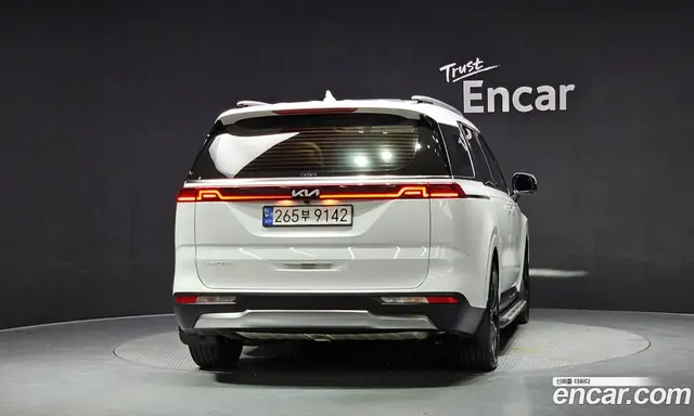 Kia Carnival 2023 3.5 автомат (гидро), миниатюра 4 Kia Carnival 2023 3.5 автомат (гидро), миниатюра 4