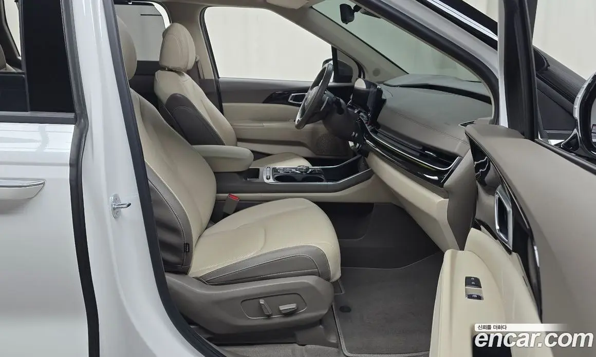 Kia Carnival 2023 2.2 автомат (гидро), фото 16