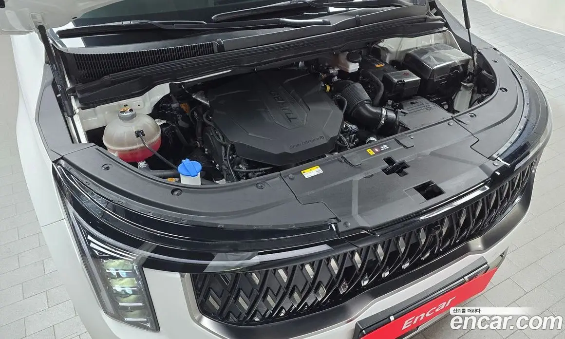 Kia Carnival 2023 2.2 автомат (гидро), фото 6
