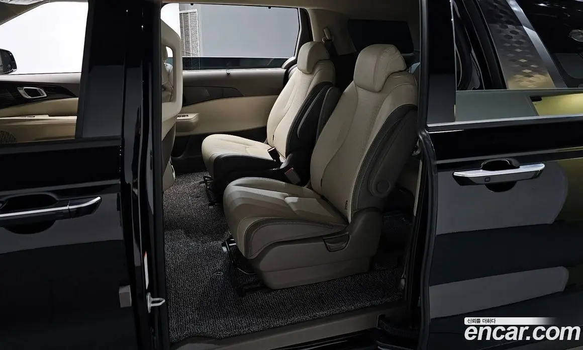 Kia Carnival 2024 3.5 автомат (гидро), фото 16