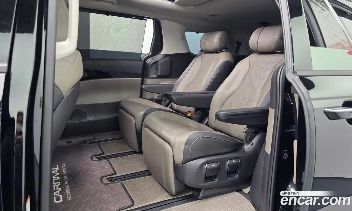 Kia Carnival 2024 2.2 автомат (гидро), фото 17