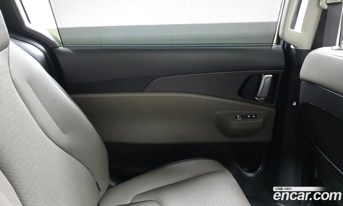 Kia Carnival 2025 1.6 автомат (гидро), фото 14