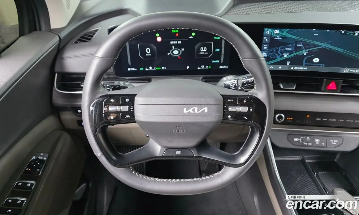 Kia Carnival 2025 1.6 автомат (гидро), фото 19