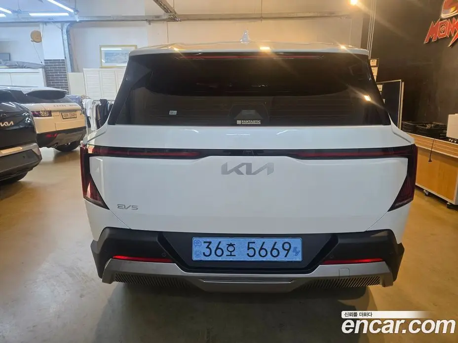 Kia EV5 2026 1.6 автомат (гидро), фото 4 Kia EV5 2026 1.6 автомат (гидро), фото 4