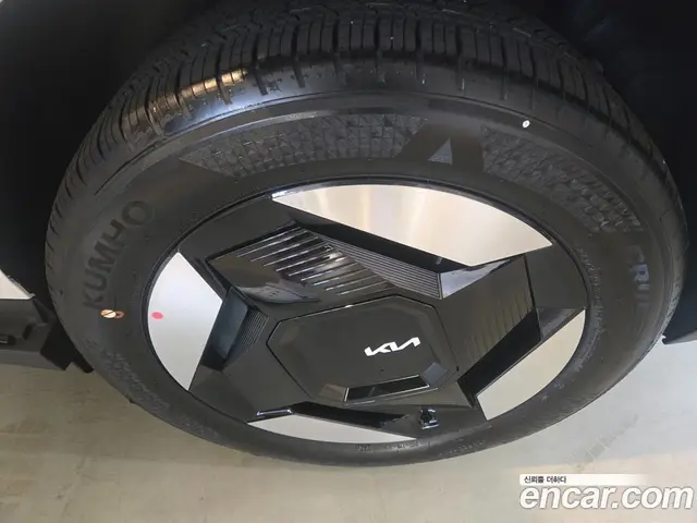Kia EV5 2026 1.6 автомат (гидро), миниатюра 5 Kia EV5 2026 1.6 автомат (гидро), миниатюра 5