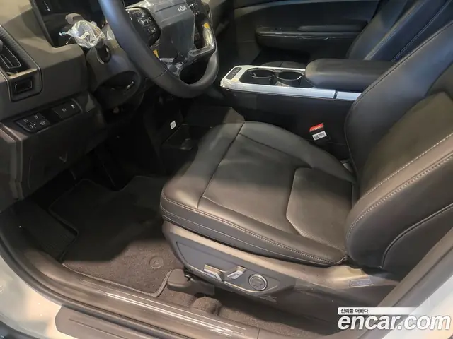Kia EV5 2026 1.6 автомат (гидро), миниатюра 6 Kia EV5 2026 1.6 автомат (гидро), миниатюра 6