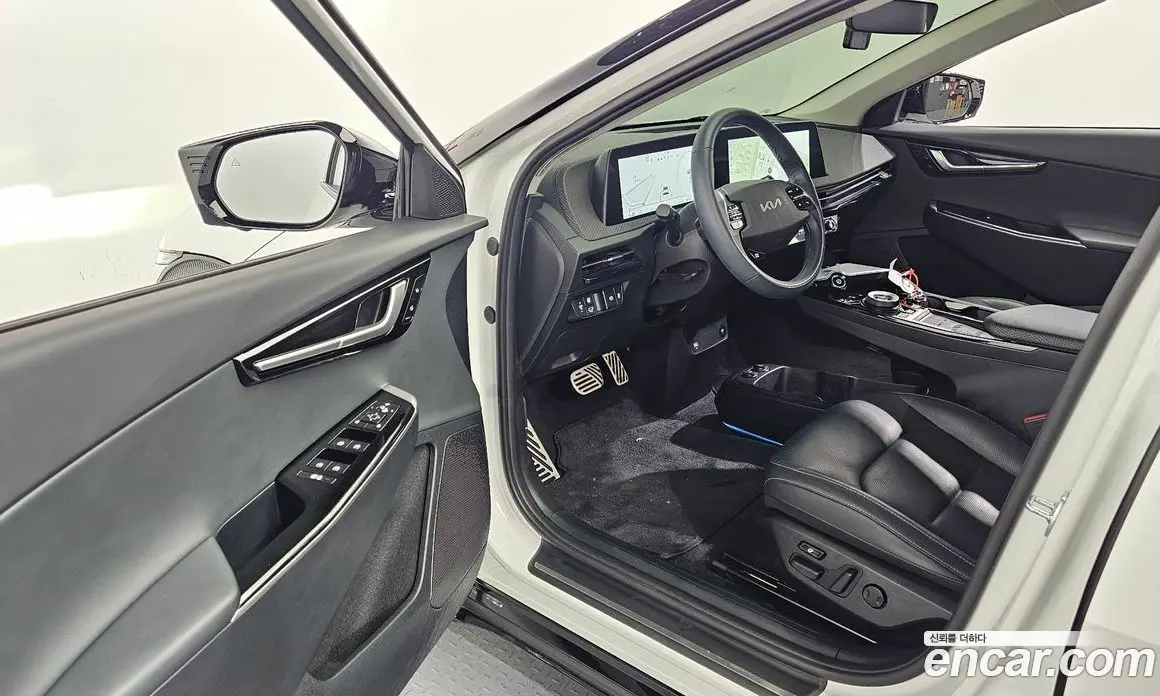 Kia EV6 2024 0.1 автомат (гидро), фото 13 Kia EV6 2024 0.1 автомат (гидро), фото 13