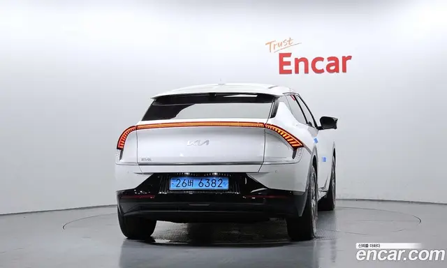 Kia EV6 2024 0.1 автомат (гидро), миниатюра 4 Kia EV6 2024 0.1 автомат (гидро), миниатюра 4