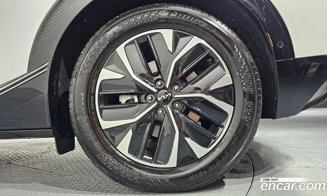 Kia EV6 2024 0.1 автомат (гидро), миниатюра 7 Kia EV6 2024 0.1 автомат (гидро), миниатюра 7