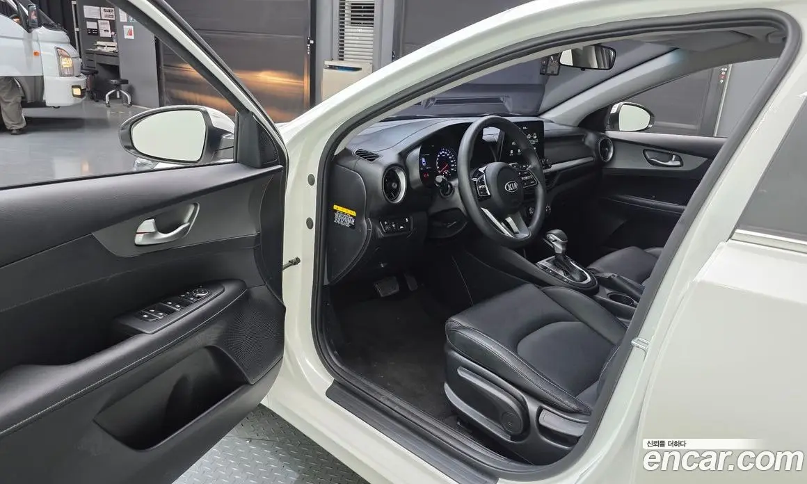 Kia K3 2020 1.6 автомат (гидро), фото 13