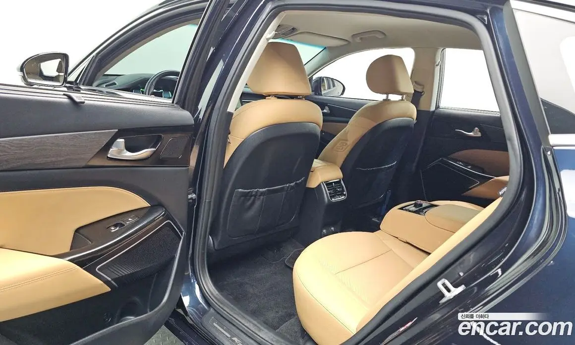 Kia K7 2019 2.4 автомат (гидро), фото 17 Kia K7 2019 2.4 автомат (гидро), фото 17