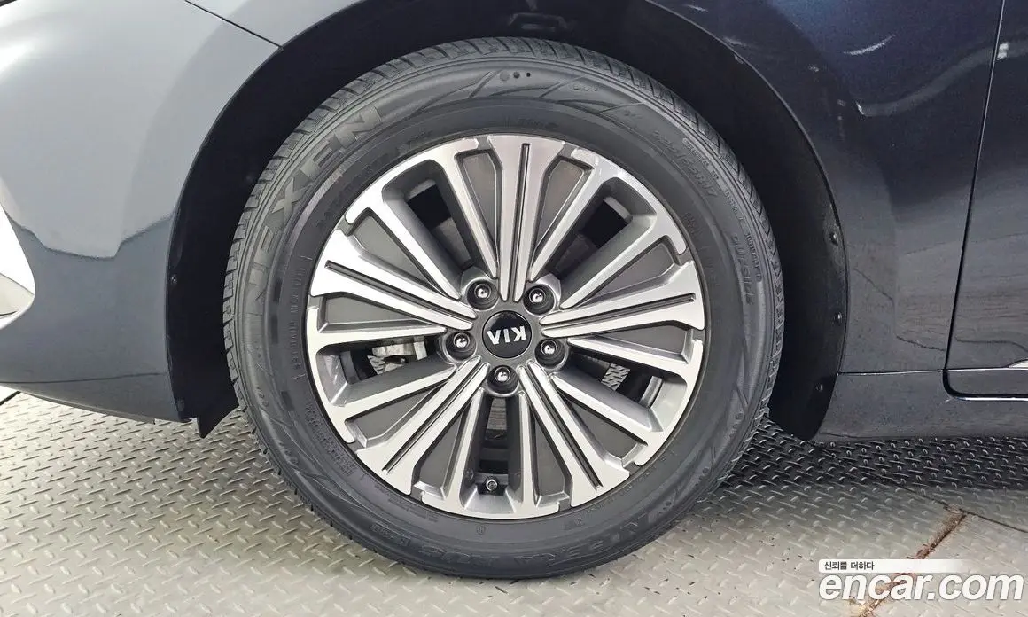 Kia K7 2019 2.4 автомат (гидро), фото 5 Kia K7 2019 2.4 автомат (гидро), фото 5