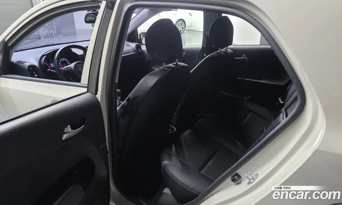 Kia Morning 2019 1.0 автомат (гидро), фото 17