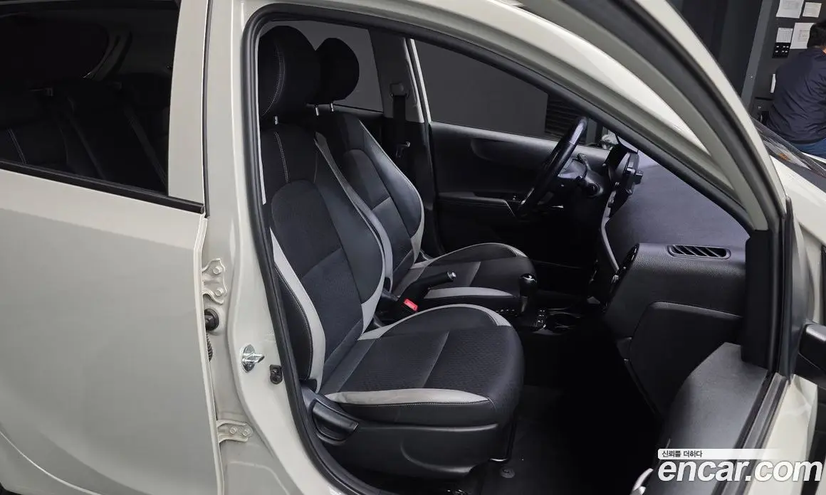 Kia Morning 2019 1.0 автомат (гидро), фото 18