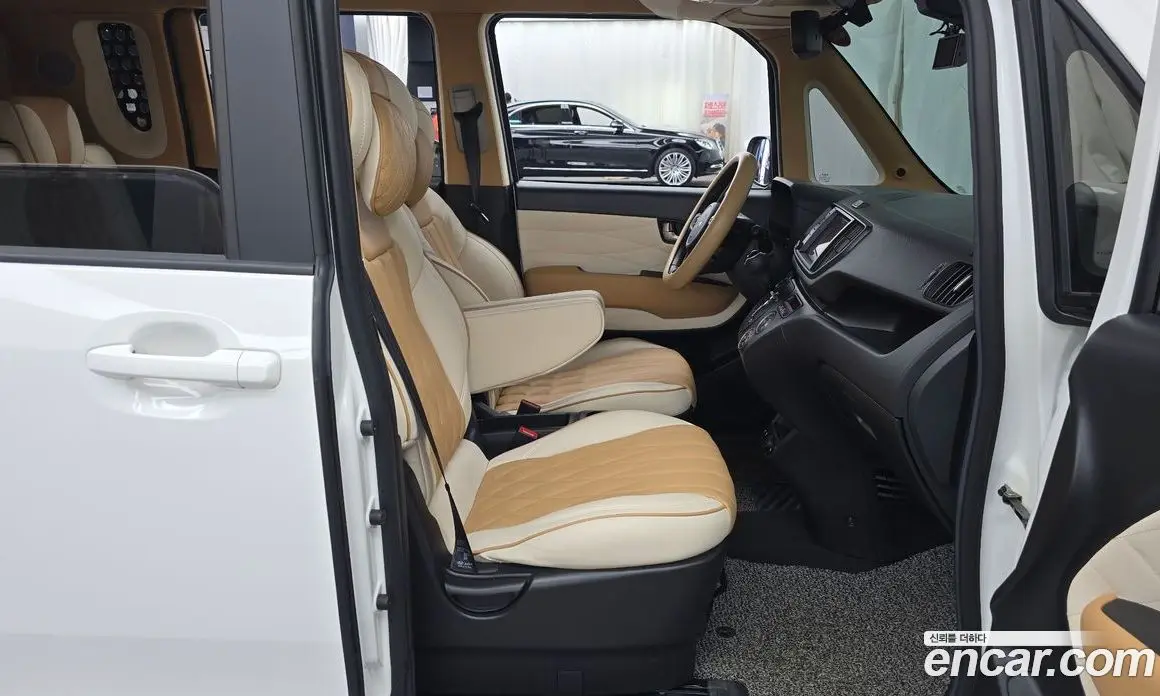 Kia Ray 2023 1.0 автомат (гидро), фото 16