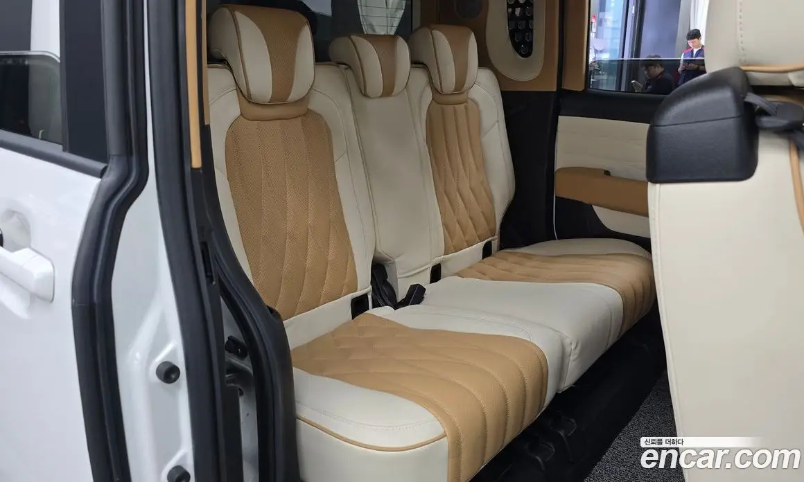 Kia Ray 2023 1.0 автомат (гидро), фото 17