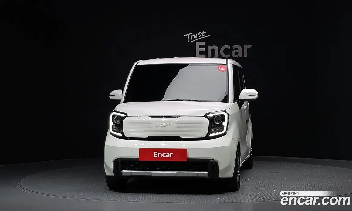 Kia Ray 2023 1.0 автомат (гидро), фото 3