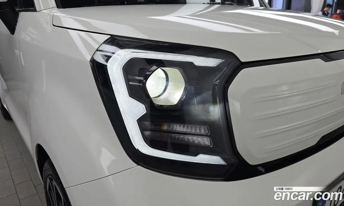 Kia Ray 2023 1.0 автомат (гидро), фото 8