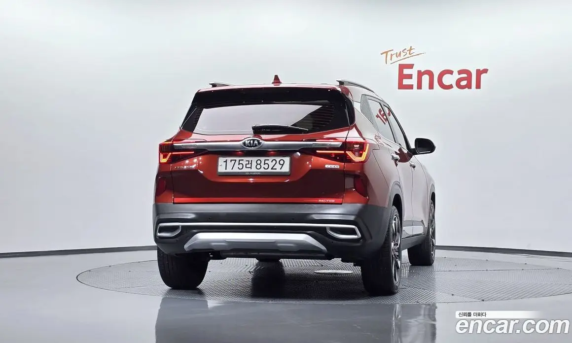 Kia Seltos 2020 1.6 автомат (гидро), фото 3