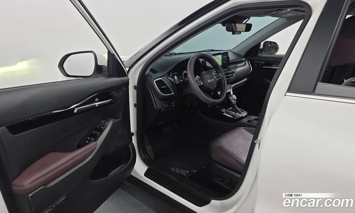 Kia Seltos 2022 1.6 автомат (гидро), фото 13