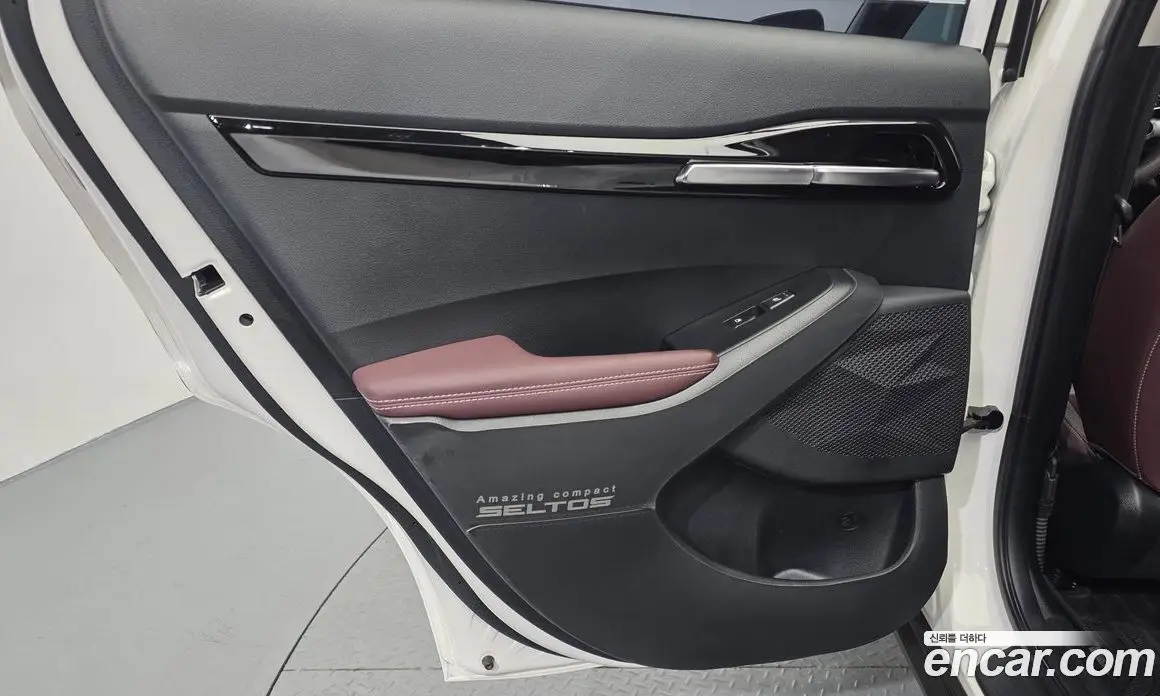 Kia Seltos 2022 1.6 автомат (гидро), фото 15