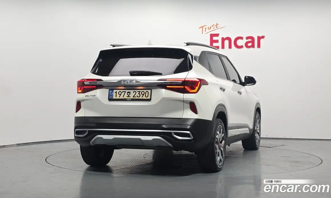 Kia Seltos 2022 1.6 автомат (гидро), фото 4 Kia Seltos 2022 1.6 автомат (гидро), фото 4