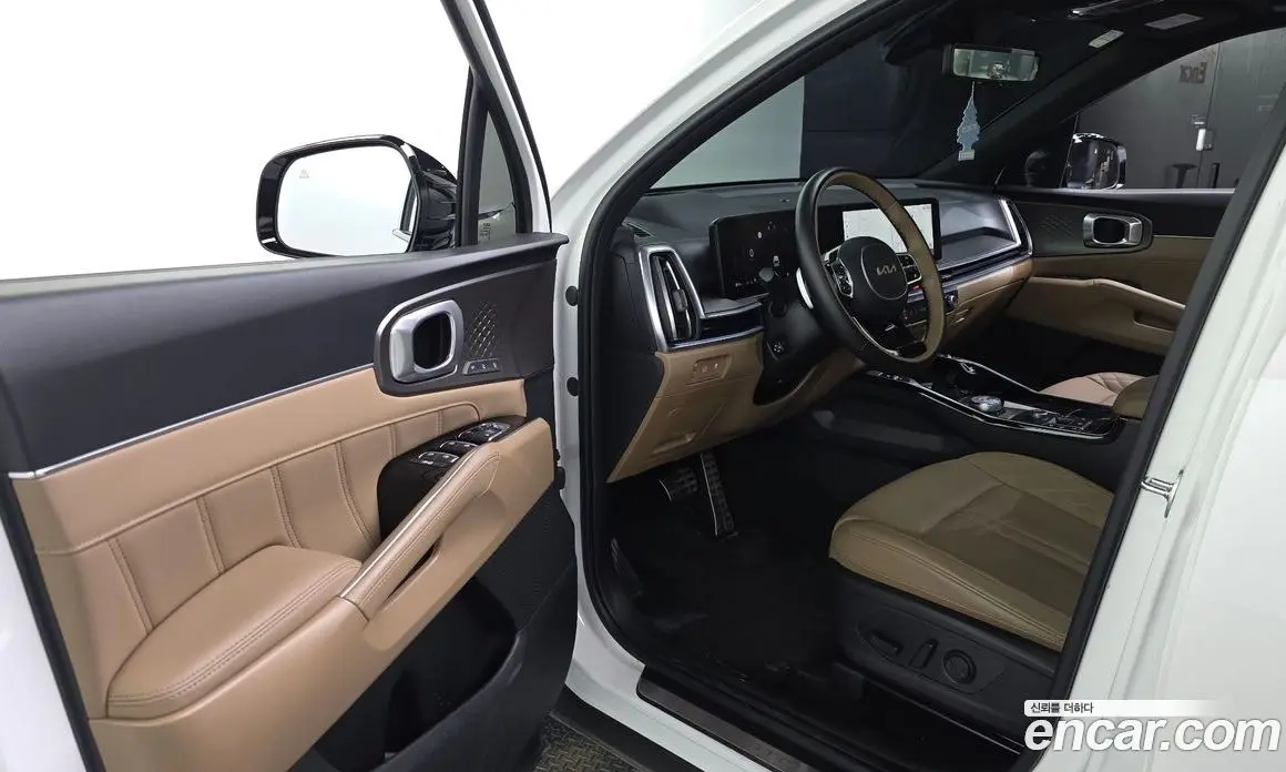 Kia Sorento 2023 1.6 автомат (гидро), фото 13 Kia Sorento 2023 1.6 автомат (гидро), фото 13