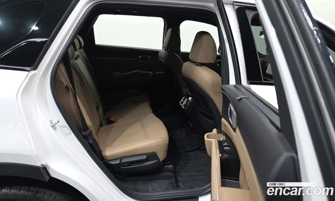 Kia Sorento 2023 1.6 автомат (гидро), фото 18 Kia Sorento 2023 1.6 автомат (гидро), фото 18
