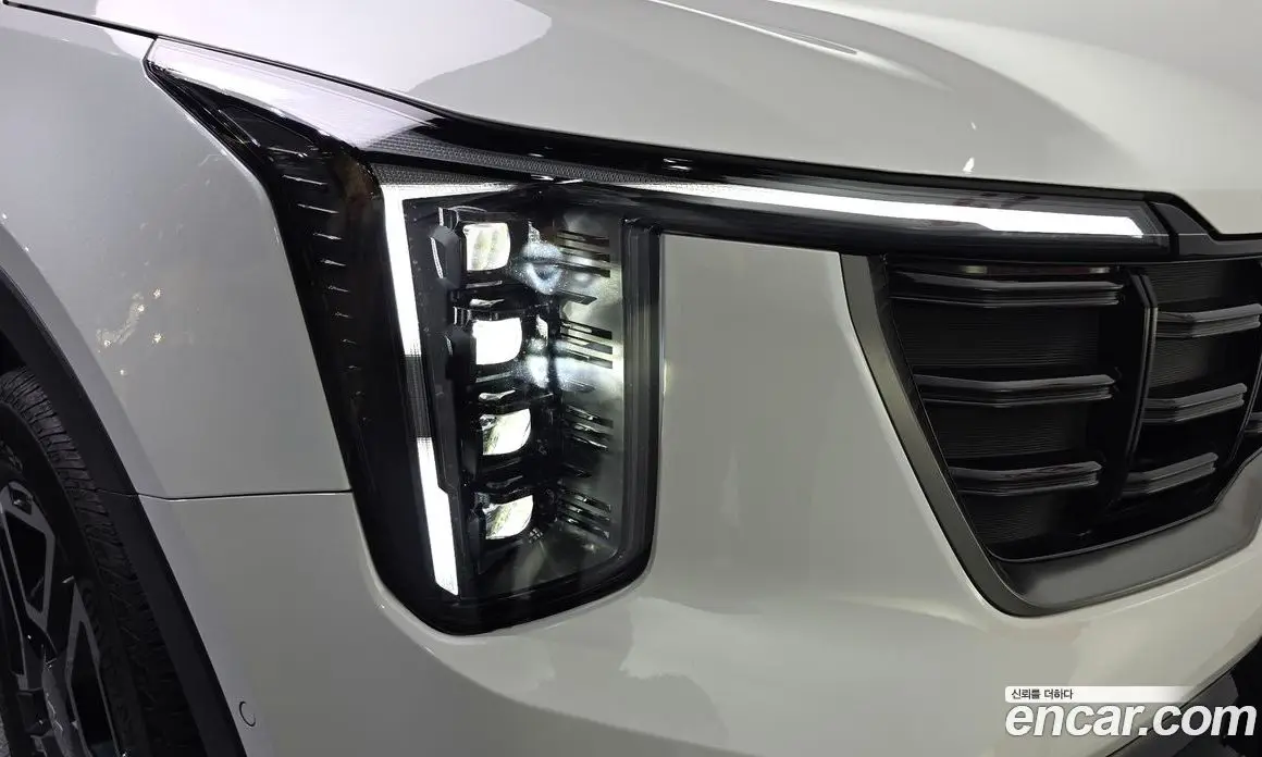 Kia Sorento 2023 1.6 автомат (гидро), фото 8 Kia Sorento 2023 1.6 автомат (гидро), фото 8