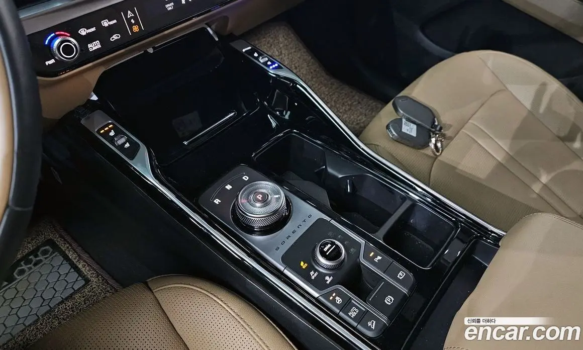 Kia Sorento 2023 1.6 автомат (гидро), фото 9 Kia Sorento 2023 1.6 автомат (гидро), фото 9