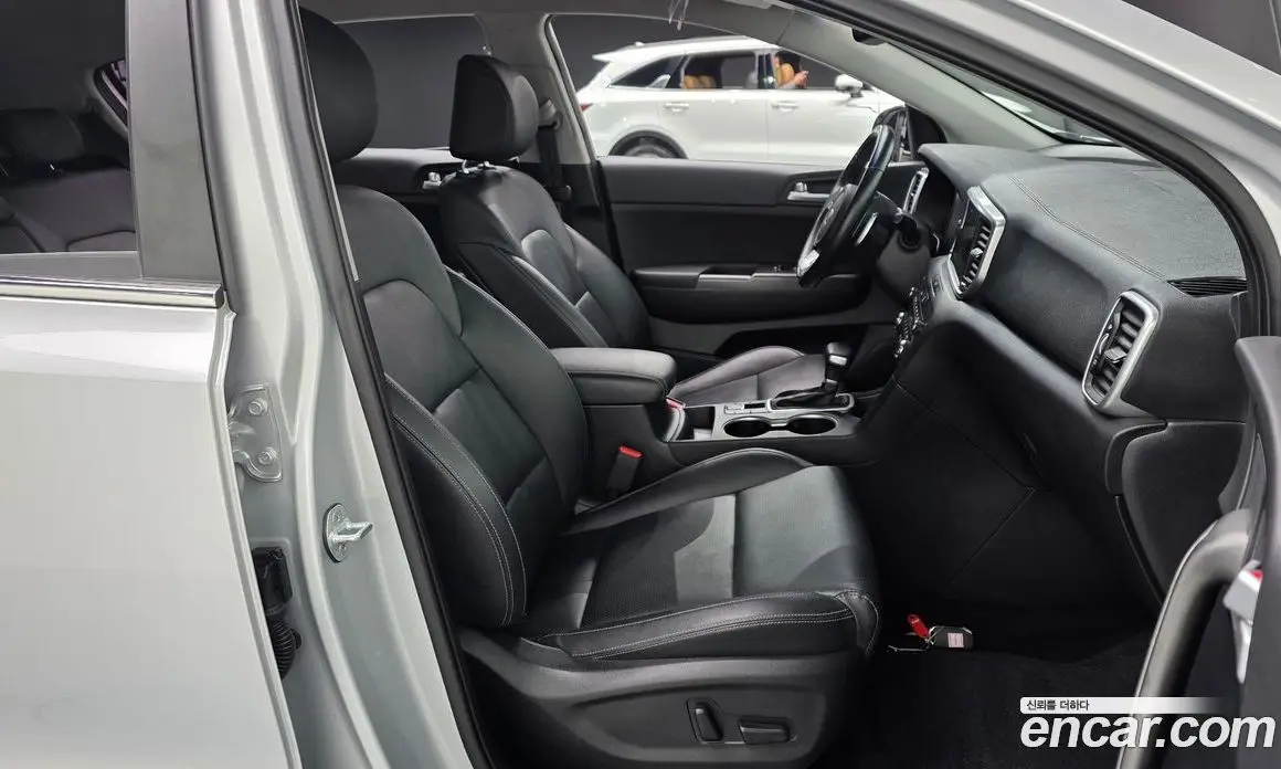 Kia Sportage 2020 2.0 автомат (гидро), фото 16 Kia Sportage 2020 2.0 автомат (гидро), фото 16