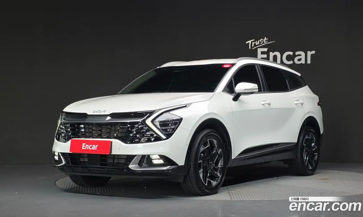 Kia Sportage 2023 2.0 автомат (гидро), фото 1 Kia Sportage 2023 2.0 автомат (гидро), фото 1