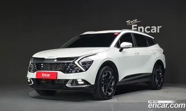 Kia Sportage, 2023, 33 872 км