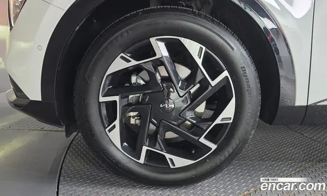 Kia Sportage 2023 2.0 автомат (гидро), миниатюра 5 Kia Sportage 2023 2.0 автомат (гидро), миниатюра 5