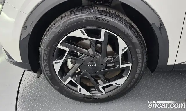 Kia Sportage 2024 1.6 автомат (гидро), миниатюра 5 Kia Sportage 2024 1.6 автомат (гидро), миниатюра 5