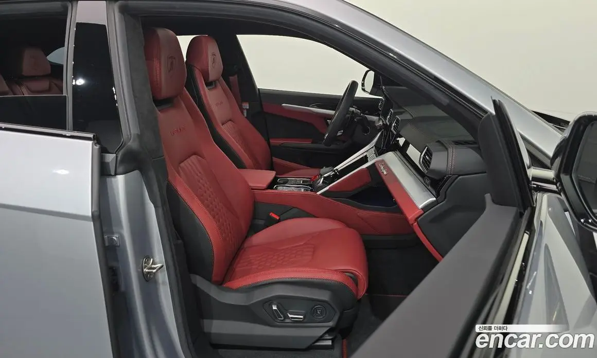 Lamborghini Urus 2024 4.0 автомат (гидро), фото 16 Lamborghini Urus 2024 4.0 автомат (гидро), фото 16