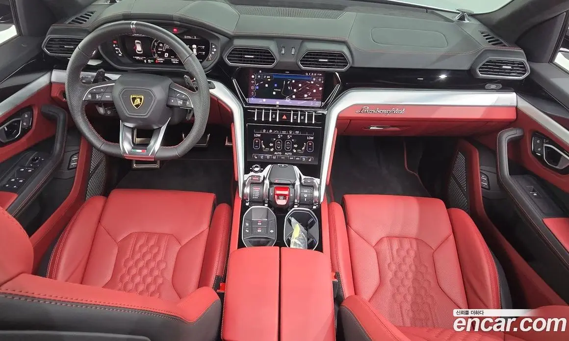 Lamborghini Urus 2024 4.0 автомат (гидро), фото 10 Lamborghini Urus 2024 4.0 автомат (гидро), фото 10