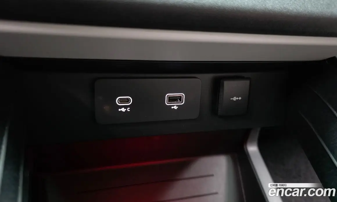 Land Rover Defender 2021 3.0 автомат (гидро), фото 18