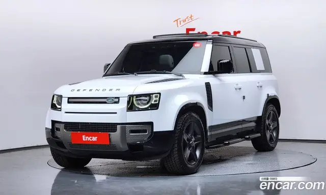 Land Rover Defender, 2025, 4 683 км