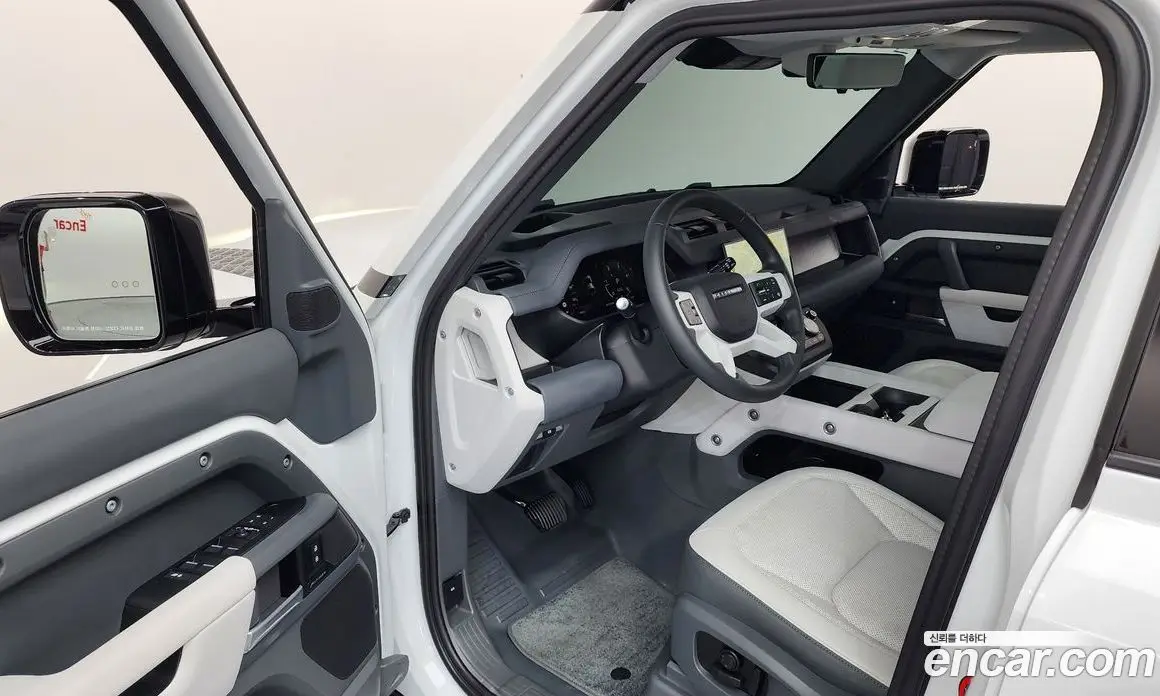 Land Rover Defender 2025 3.0 автомат (гидро), фото 13