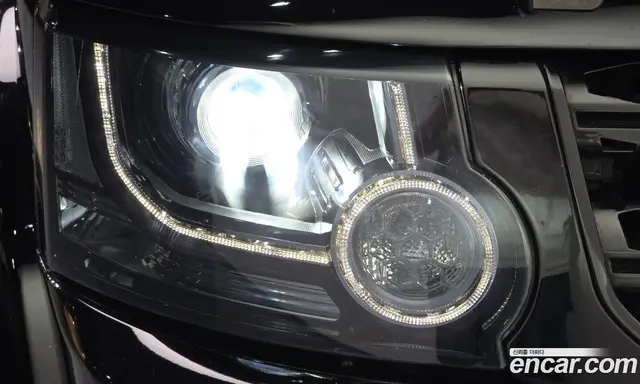 Land Rover Discovery 2014 3.0 автомат (гидро), миниатюра 8 Land Rover Discovery 2014 3.0 автомат (гидро), миниатюра 8