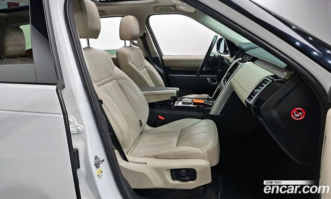 Land Rover Discovery 2019 3.0 автомат (гидро), фото 16