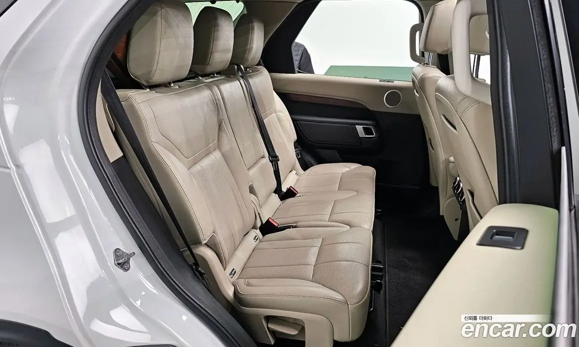 Land Rover Discovery 2019 3.0 автомат (гидро), фото 17