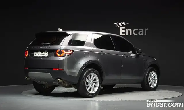 Land Rover Discovery Sport 2017 2.0 автомат (гидро), миниатюра 2 Land Rover Discovery Sport 2017 2.0 автомат (гидро), миниатюра 2
